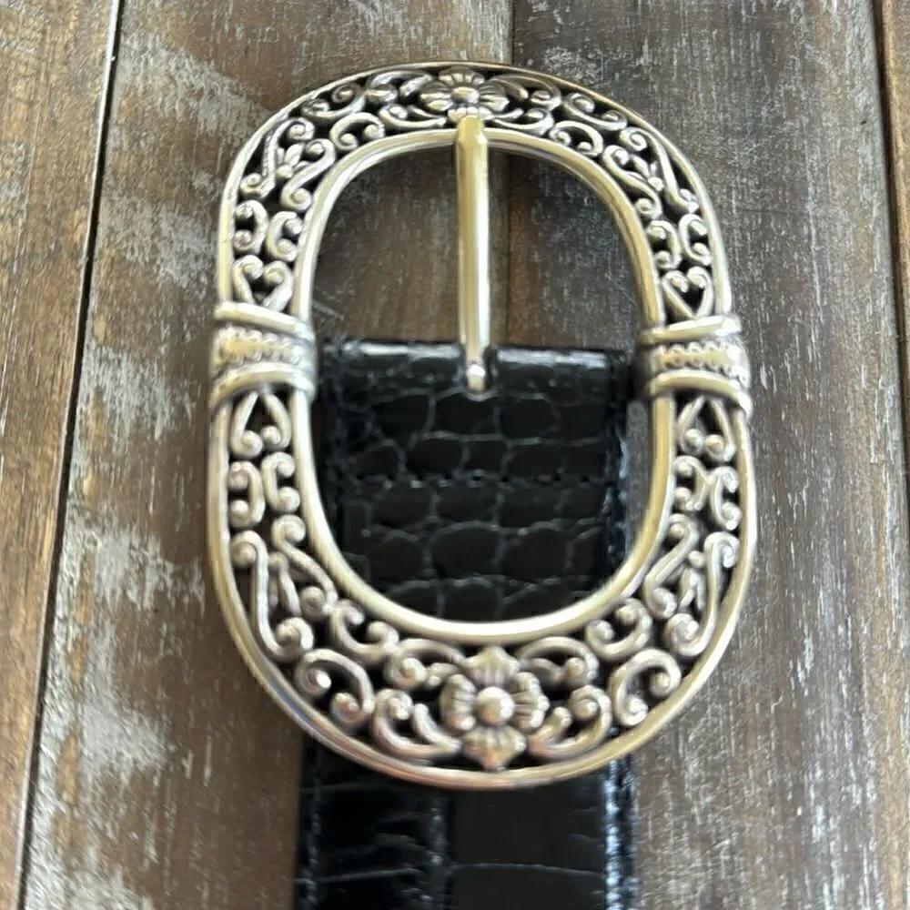 Croc Embossed Black Leather Belt Oval Ornate Silver Tone Buckle Women’s Size XL
